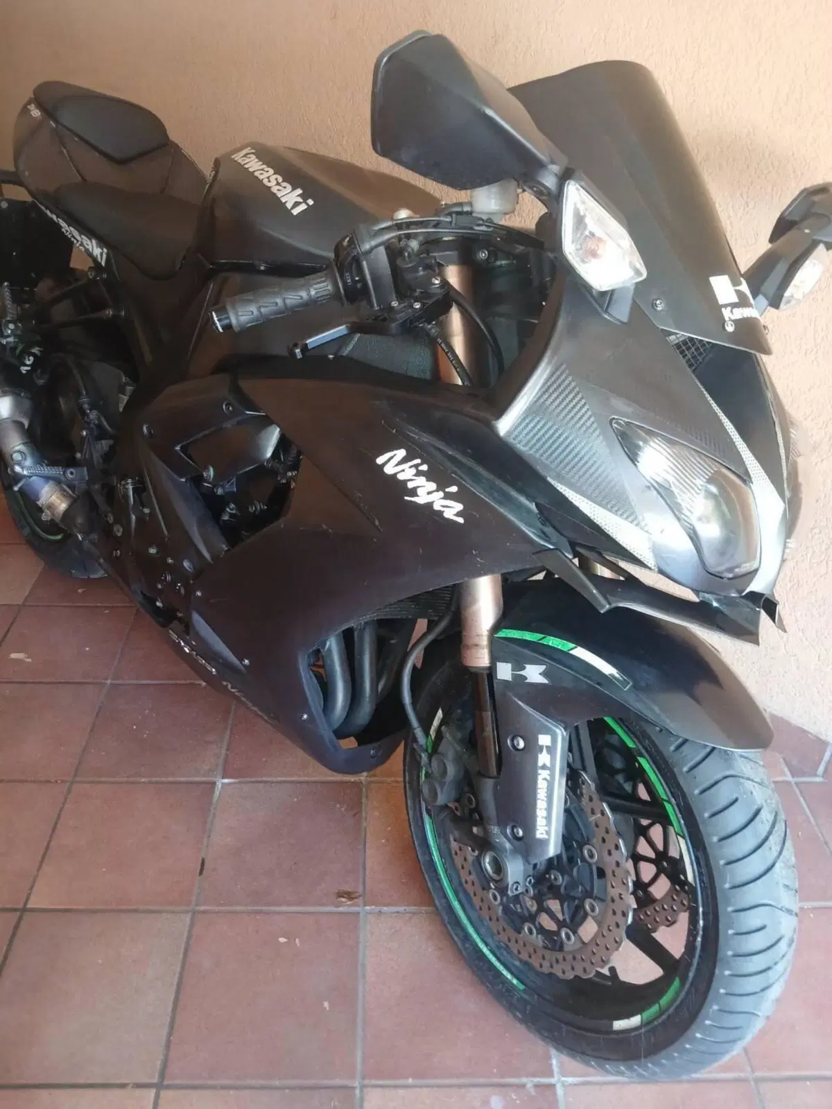 Kawasaki Ninja 1000 ZX-10R (2010 - 11) (7)