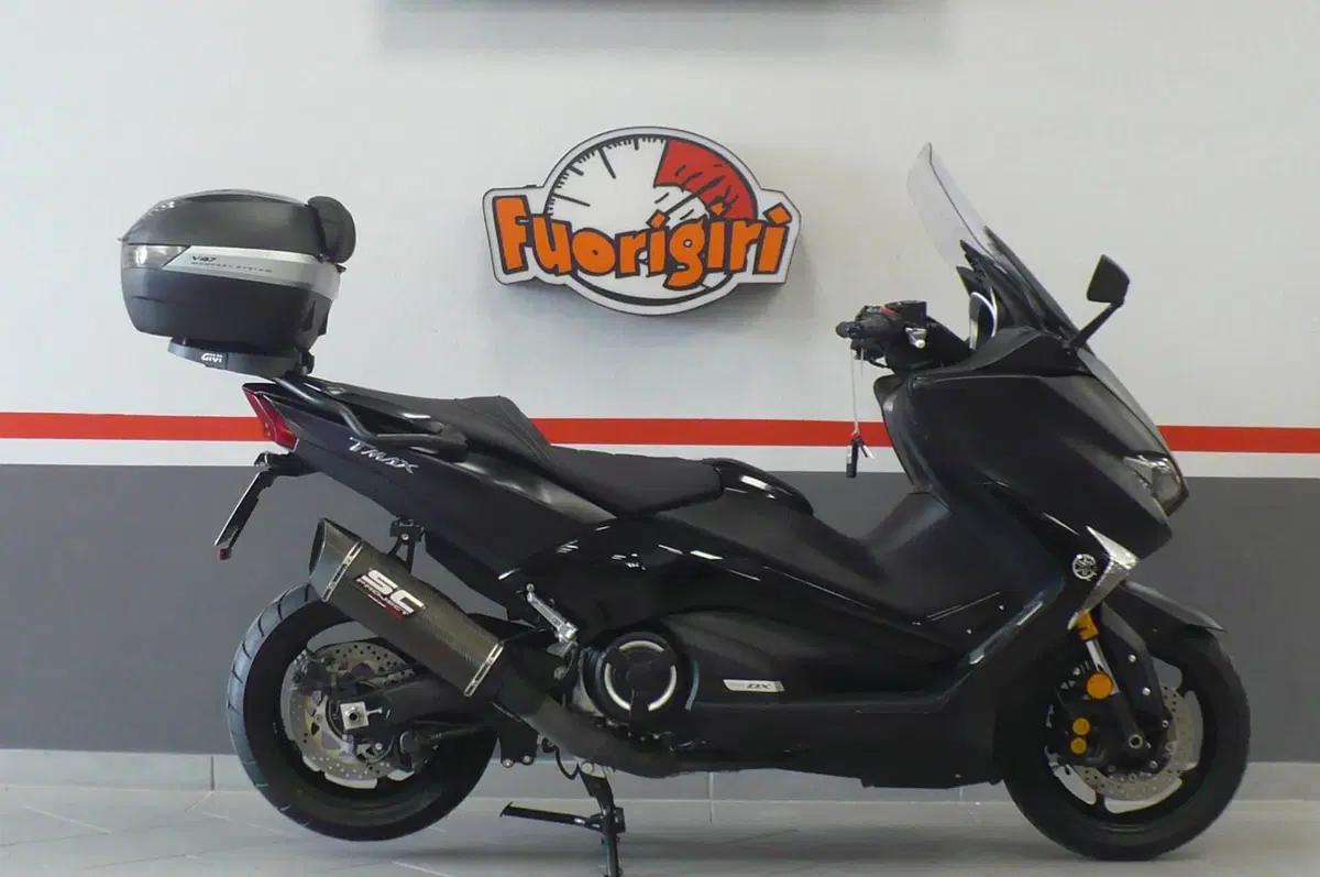 Yamaha T-Max 530 DX (2017 - 19) (4)