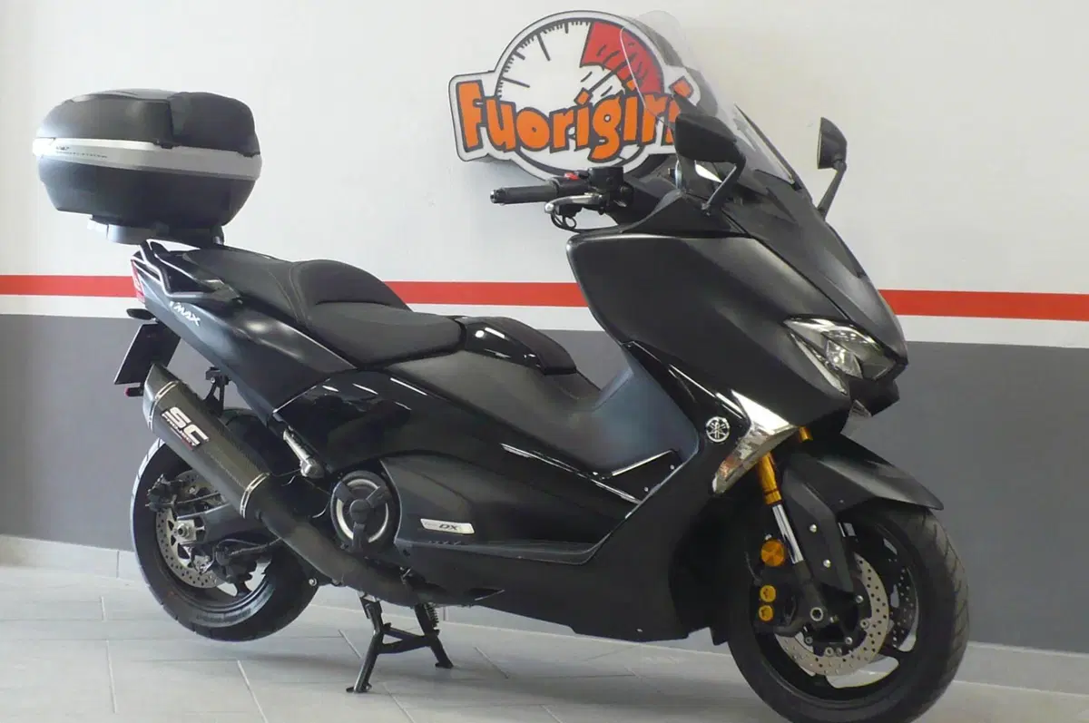 Yamaha T-Max 530 DX (2017 - 19) (5)