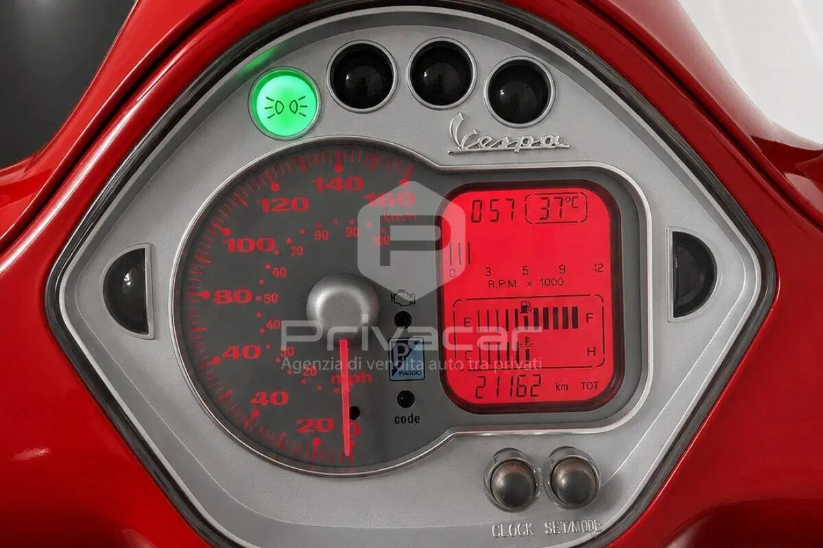 Vespa GTS 250 i.e. (10)