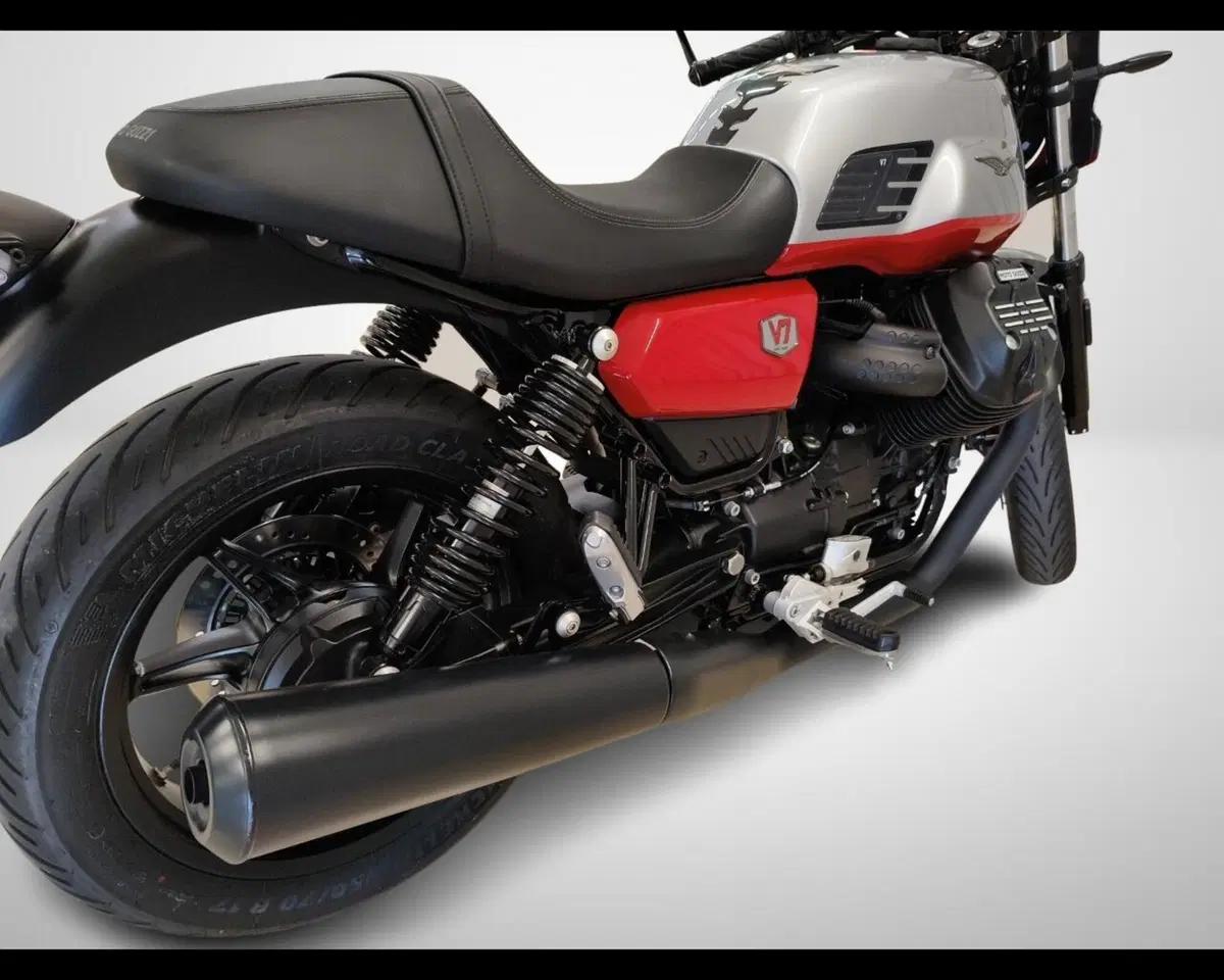 Moto Guzzi V7 Stone Corsa (2023 - 25) (13)