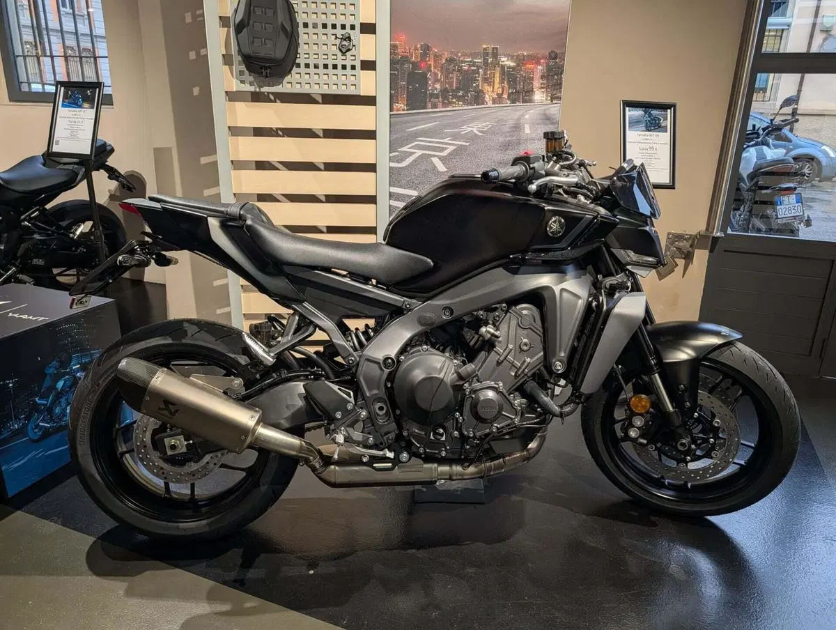 Yamaha MT-09 (2024 - 26) (2)