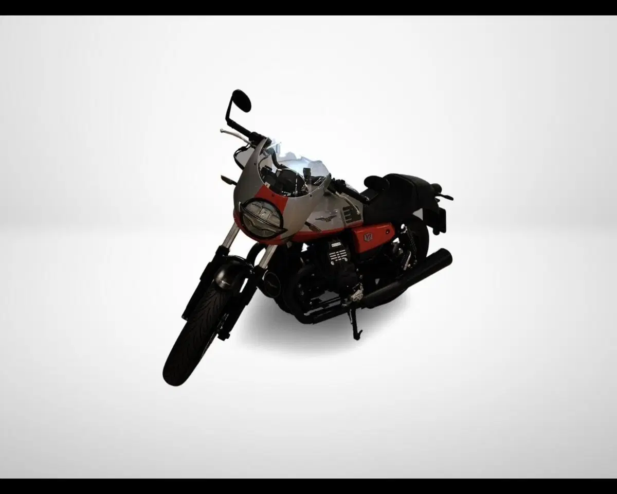 Moto Guzzi V7 Stone Corsa (2023 - 25)