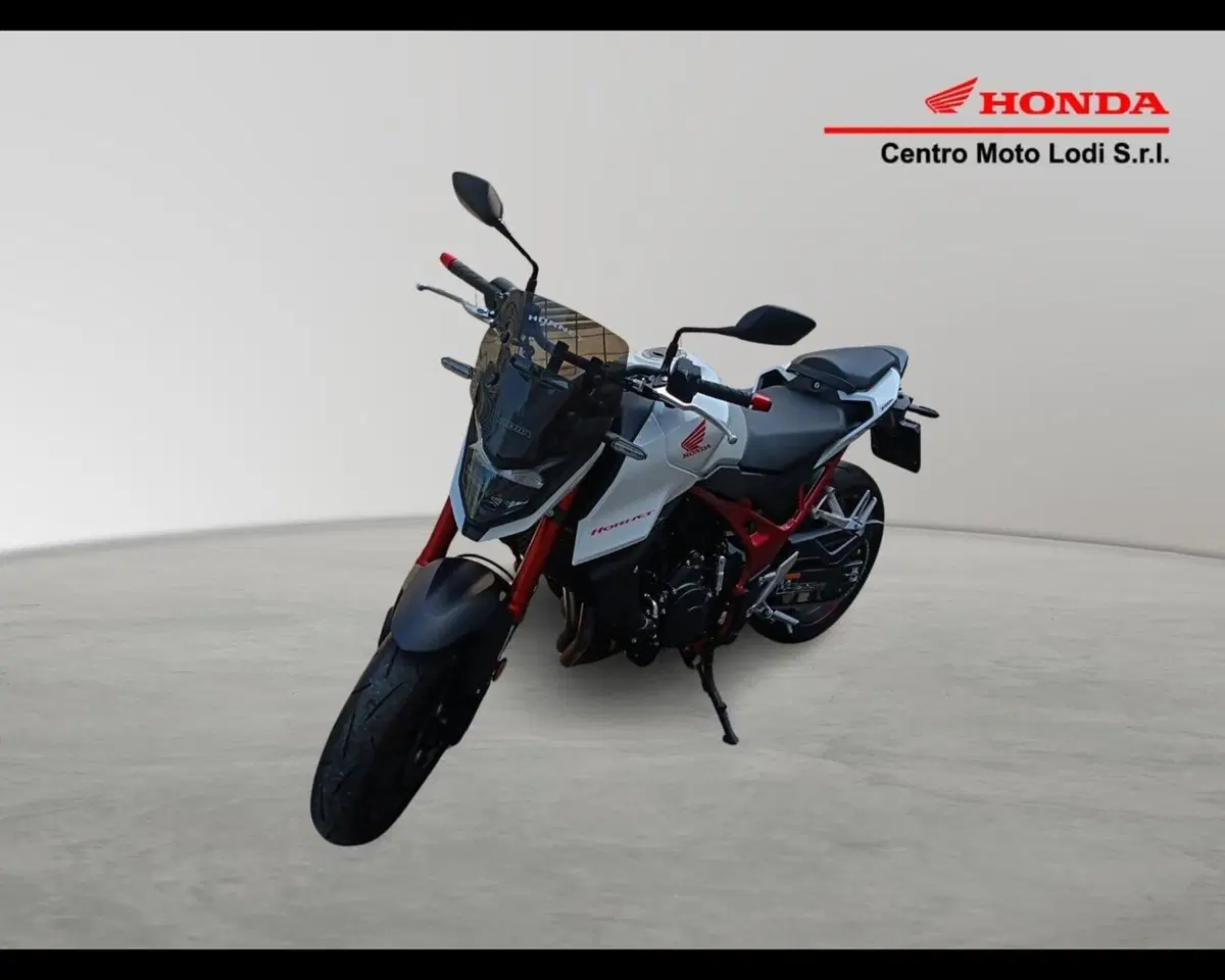 Honda CB 750 Hornet (2023 - 24) (4)