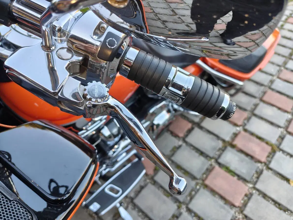 Harley-Davidson CVO Road Glide Limited (2022) (3)