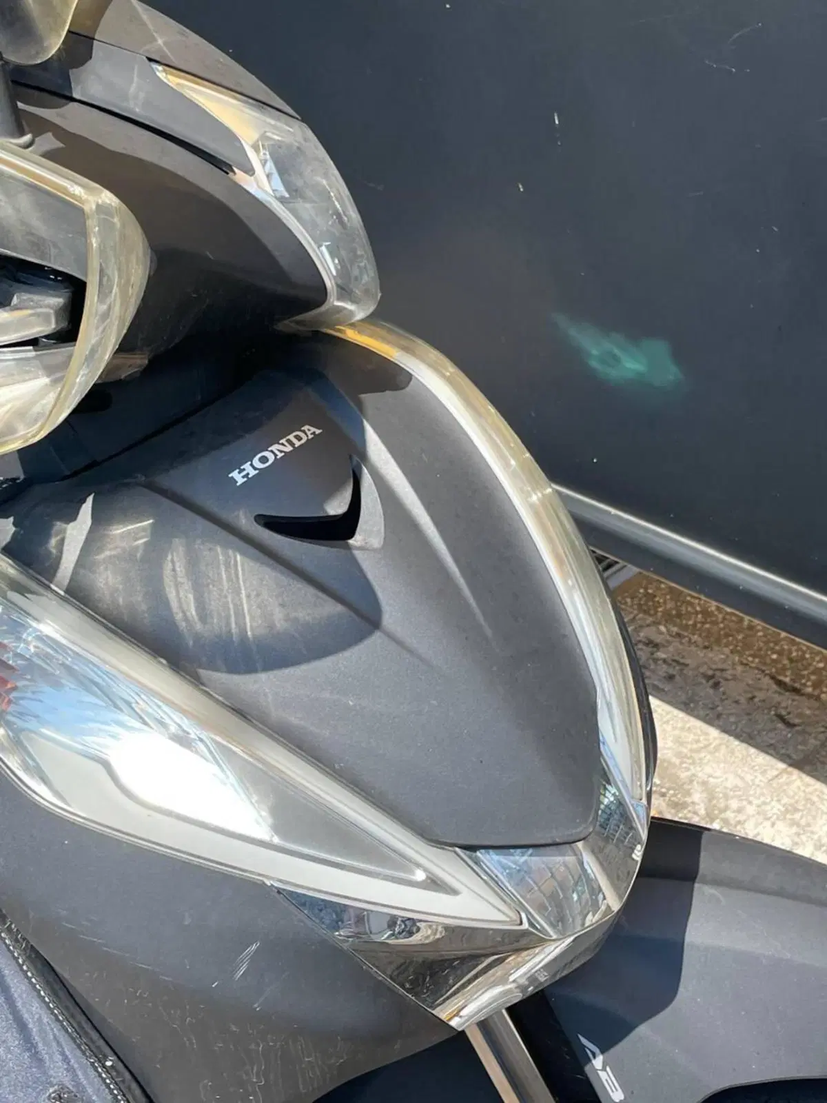 Honda SH 300 i ABS (2016 - 20) (2)