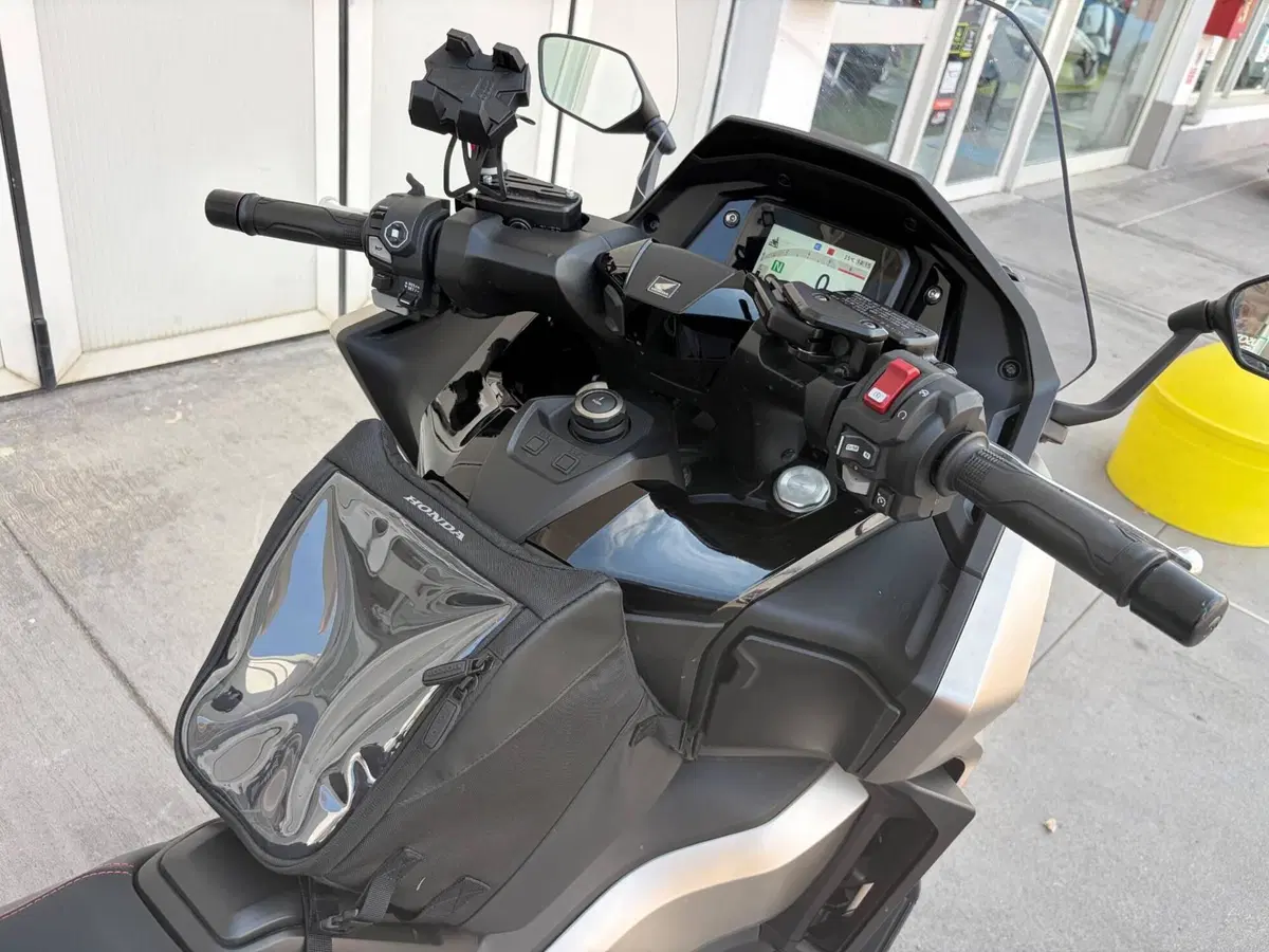 Honda Forza 750 (2025 - 26) (8)