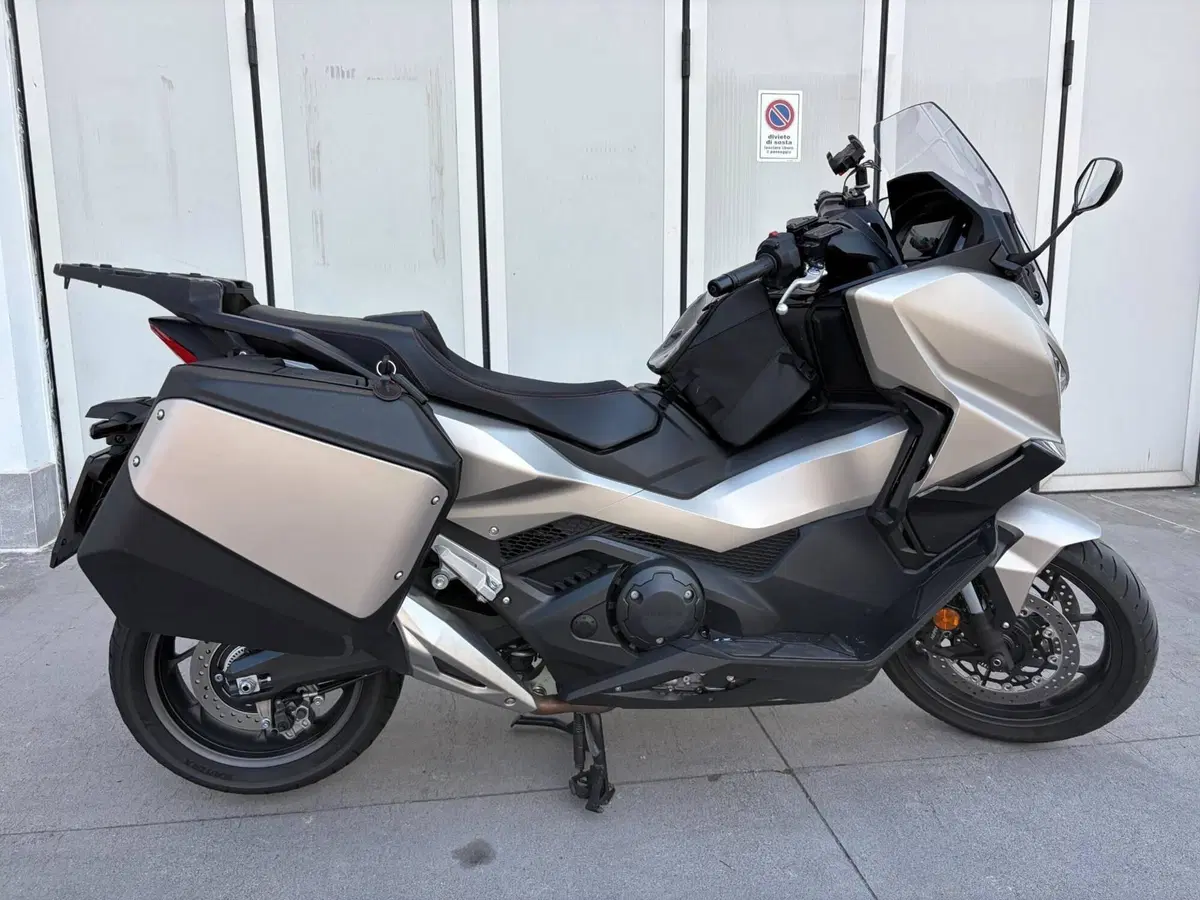Honda Forza 750 (2025 - 26) (4)