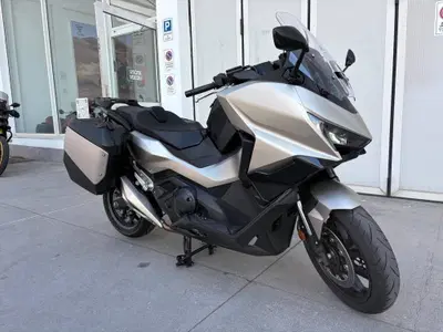 Honda Forza 750 (2025 - 26) usata