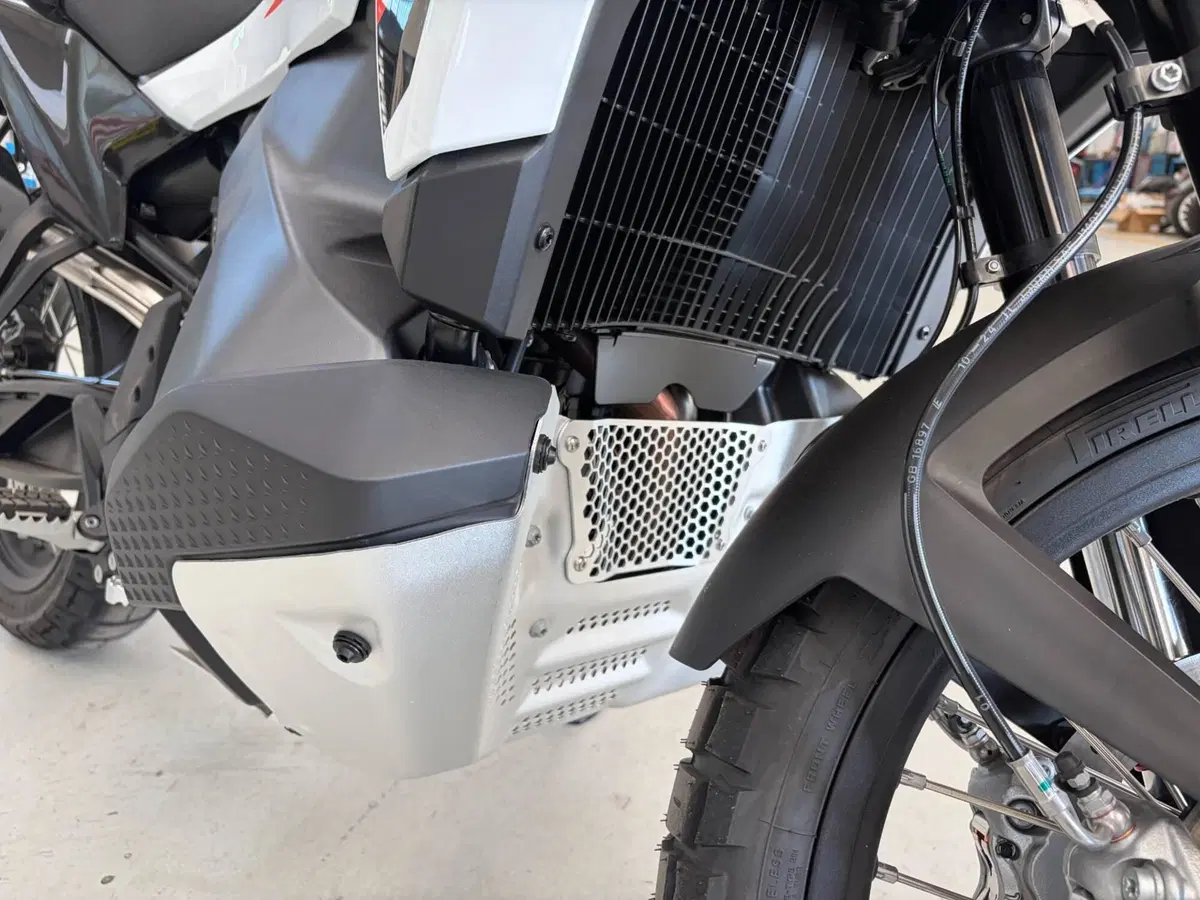 KTM 790 Adventure (2025 - 26) (4)