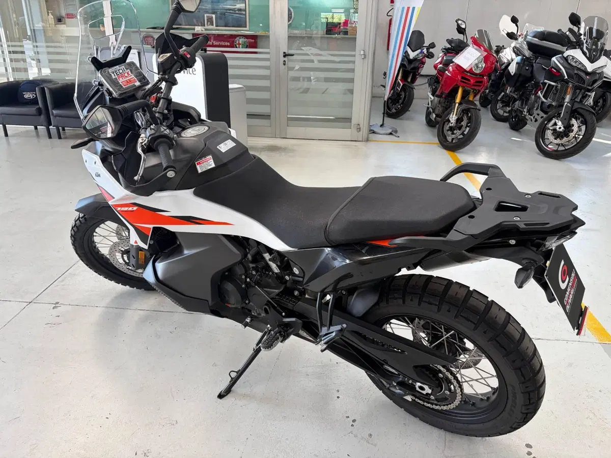 KTM 790 Adventure (2025 - 26) (9)