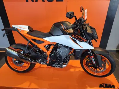KTM 990 Duke R (2026) usata