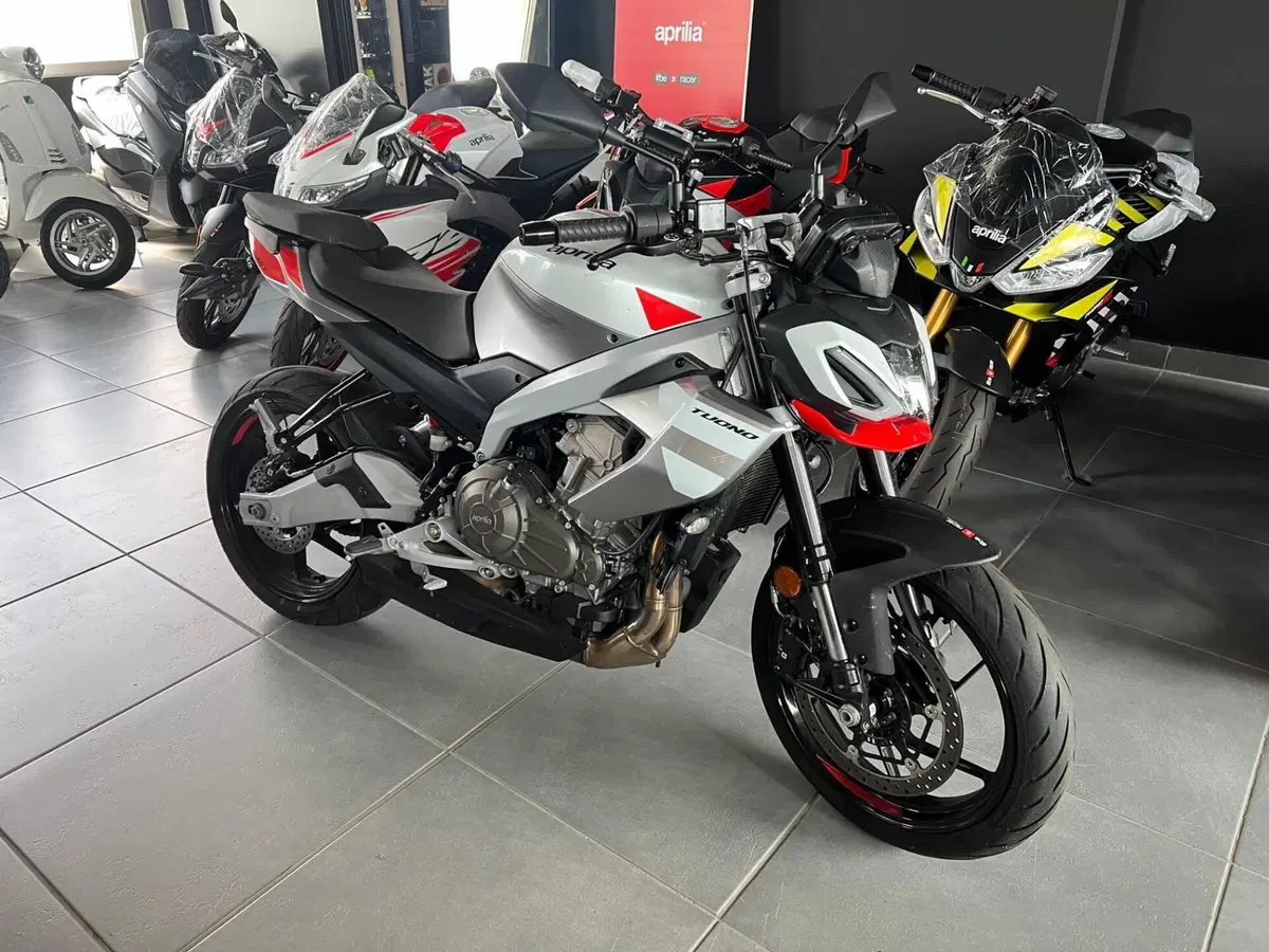 Aprilia Tuono 457 (2025 - 26)