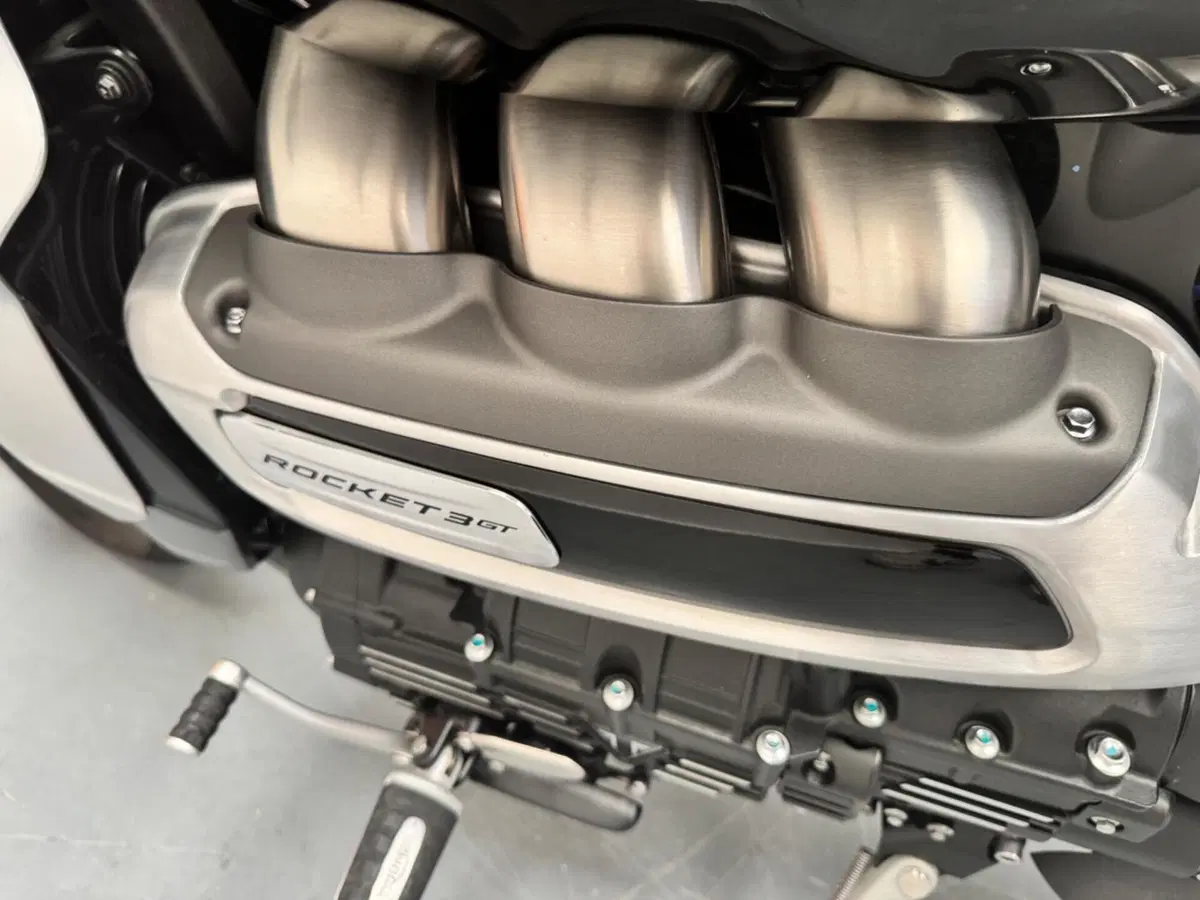 Triumph Rocket 3 GT (2021 - 24) (10)