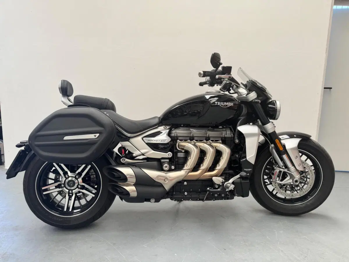 Triumph Rocket 3 GT (2021 - 24) (16)