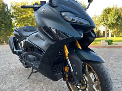 Yamaha T-Max 560 (2022 - 24) usata