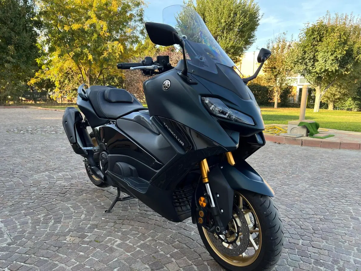 Yamaha T-Max 560 (2022 - 24) (6)