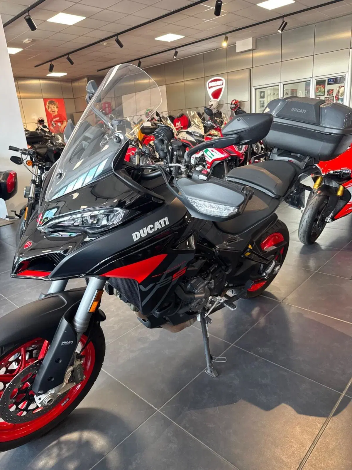 Ducati Multistrada V2 S (2022 - 24) (12)