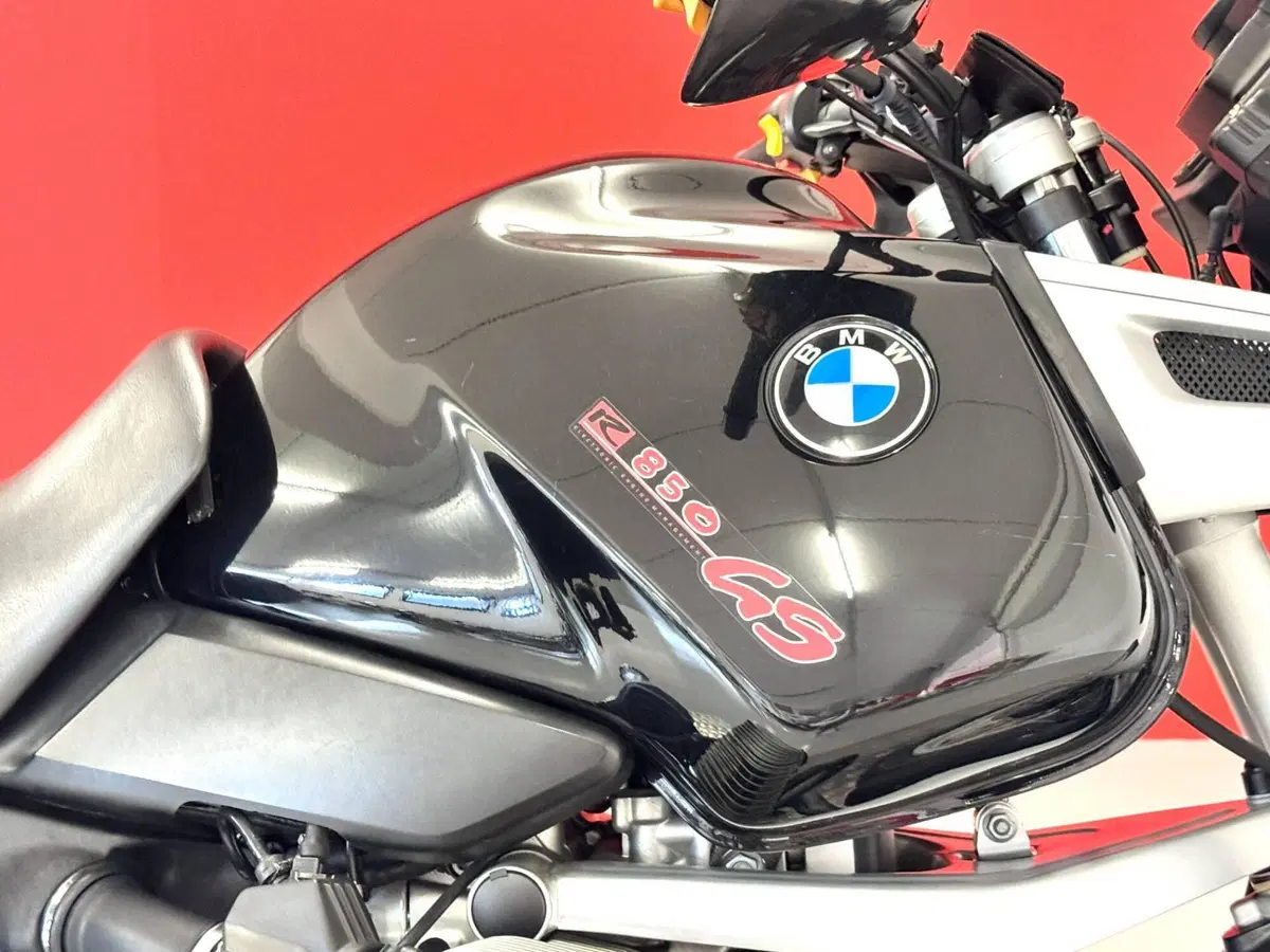Bmw R 850 GS (9)