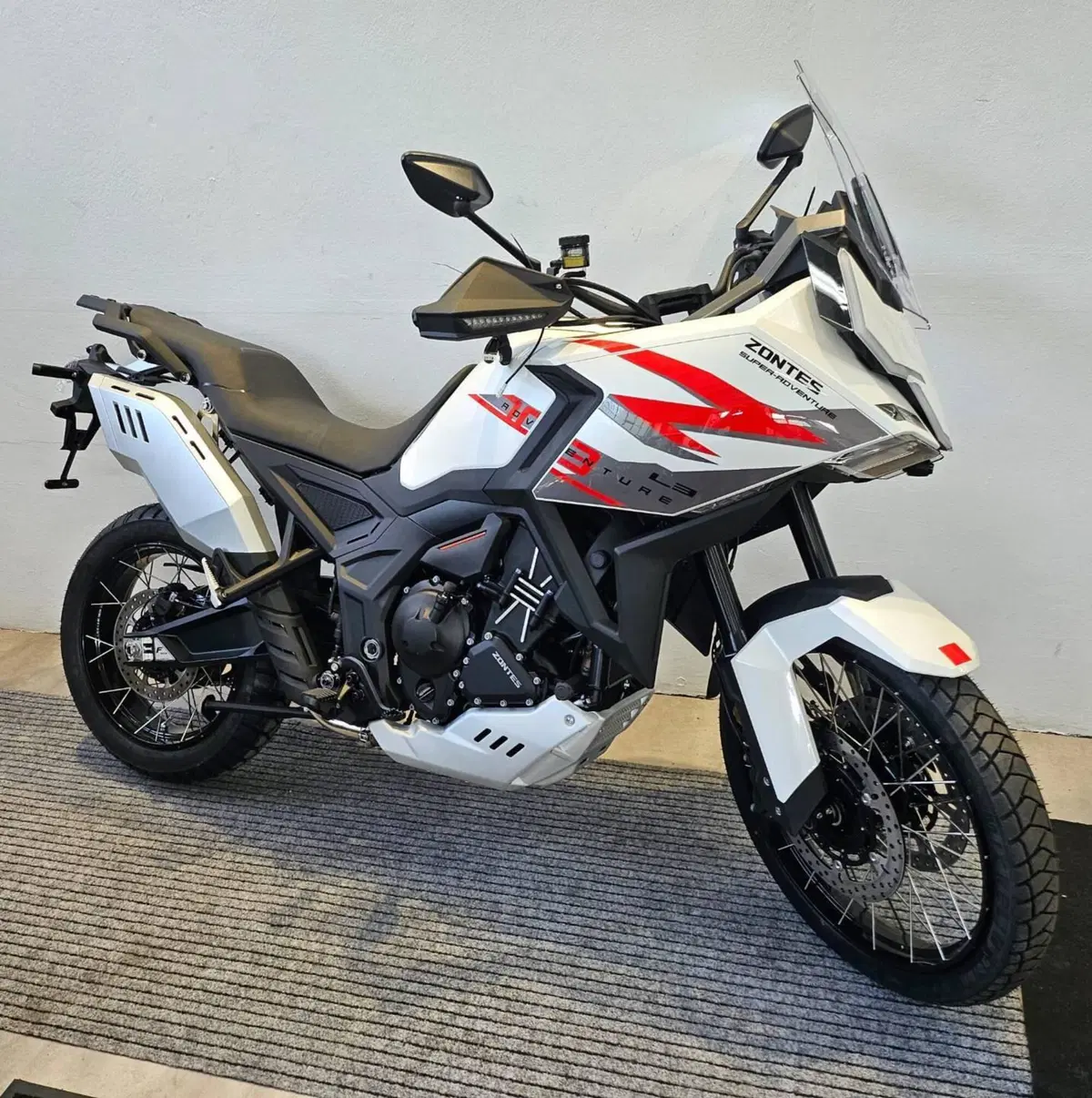 Zontes ZT703-F (2025 - 26)