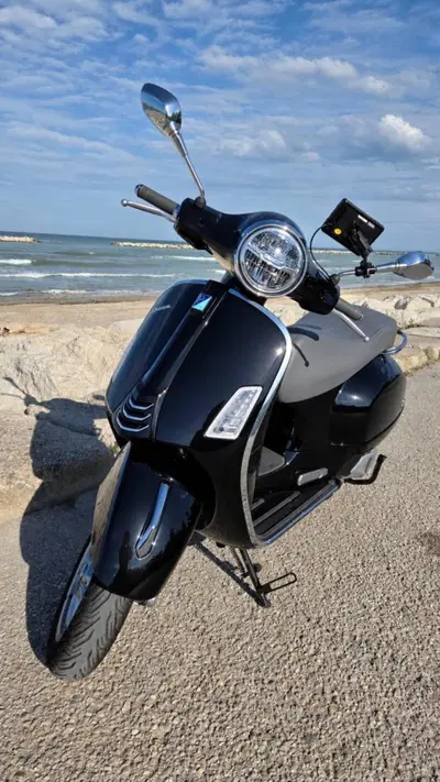 Vespa GTS 310 (2025 - 26) usata