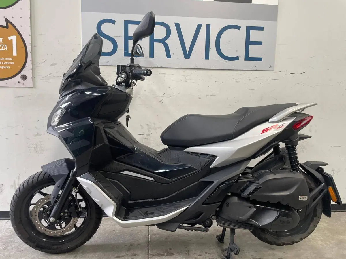 Aprilia SR GT 200 (2022 - 24) (2)