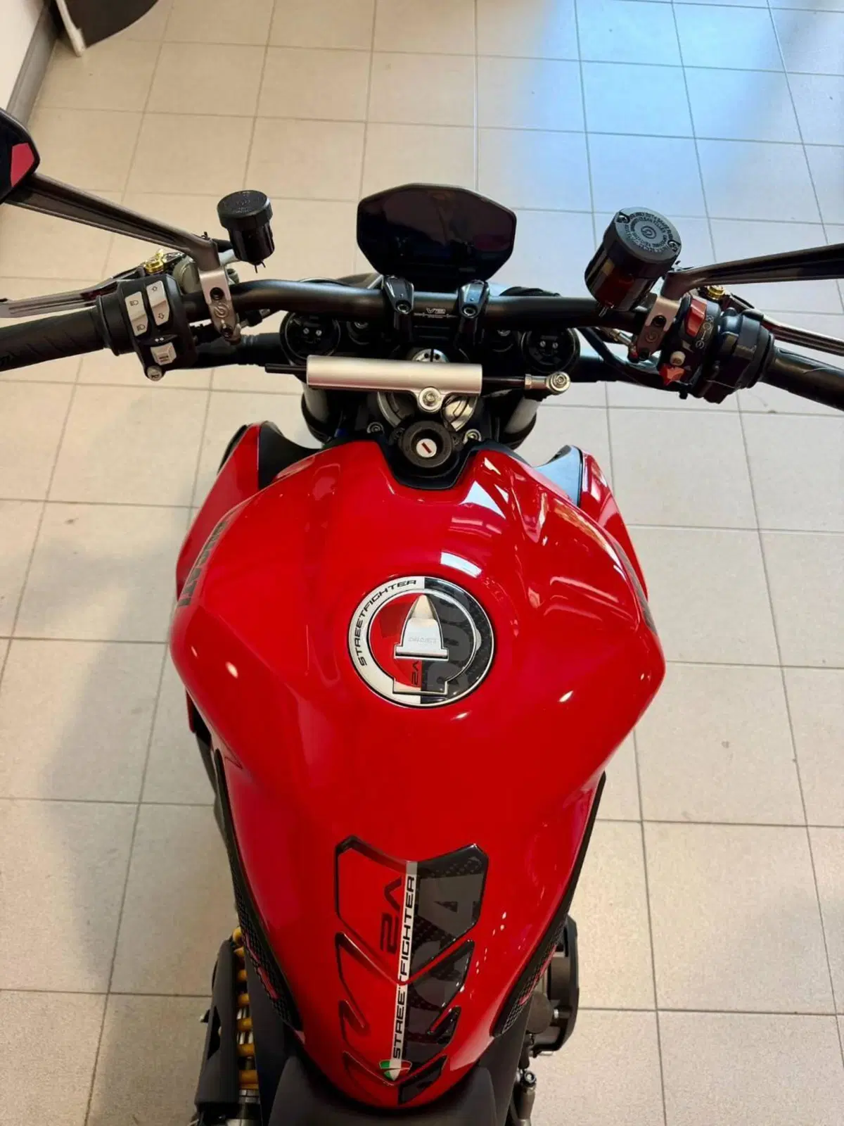 Ducati Streetfighter V2 (2022 - 24) (6)
