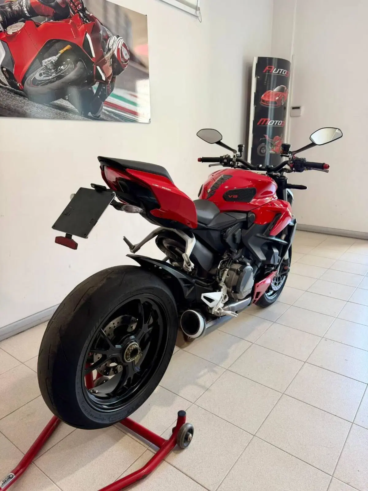 Ducati Streetfighter V2 (2022 - 24) (5)