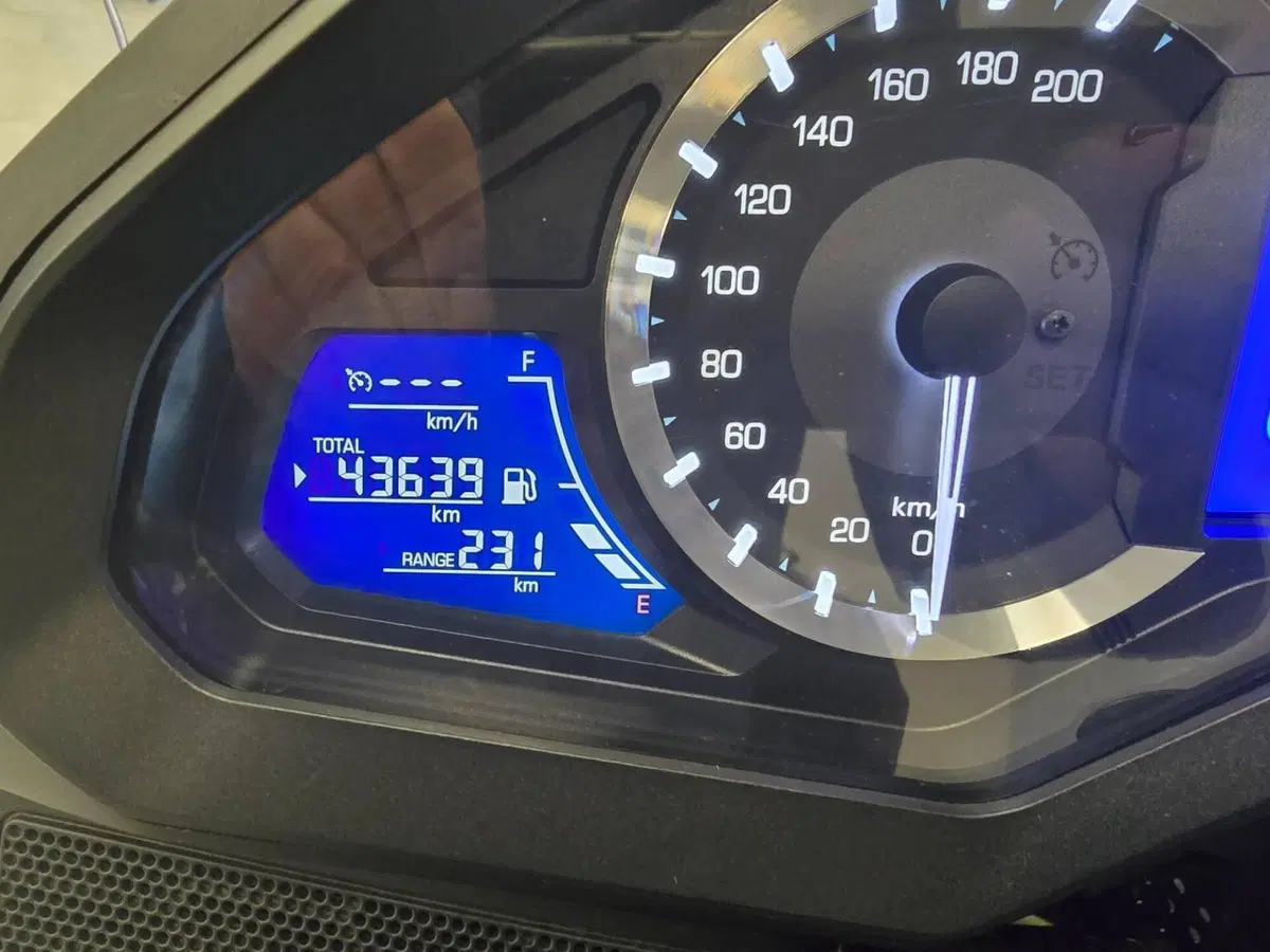 Honda GL 1800 Gold Wing Tour (2021 - 23) (5)