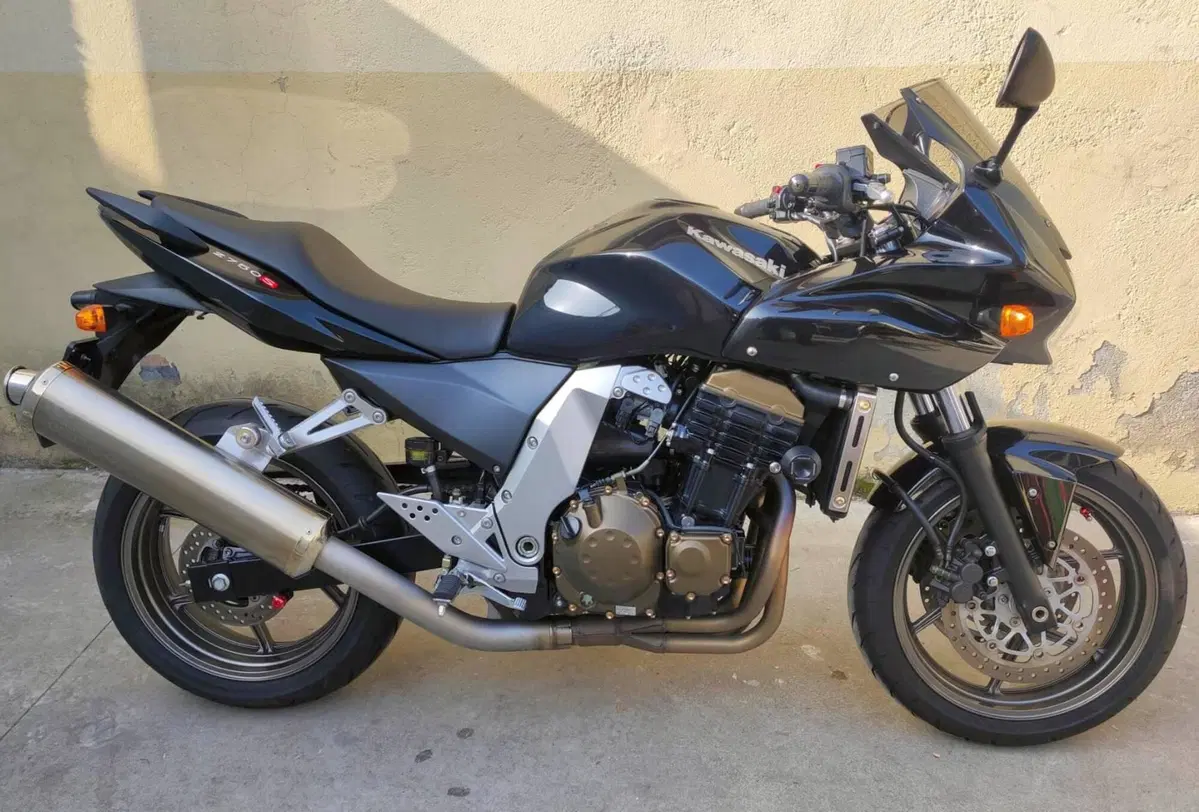 Kawasaki Z 750 (2007 - 14) (2)