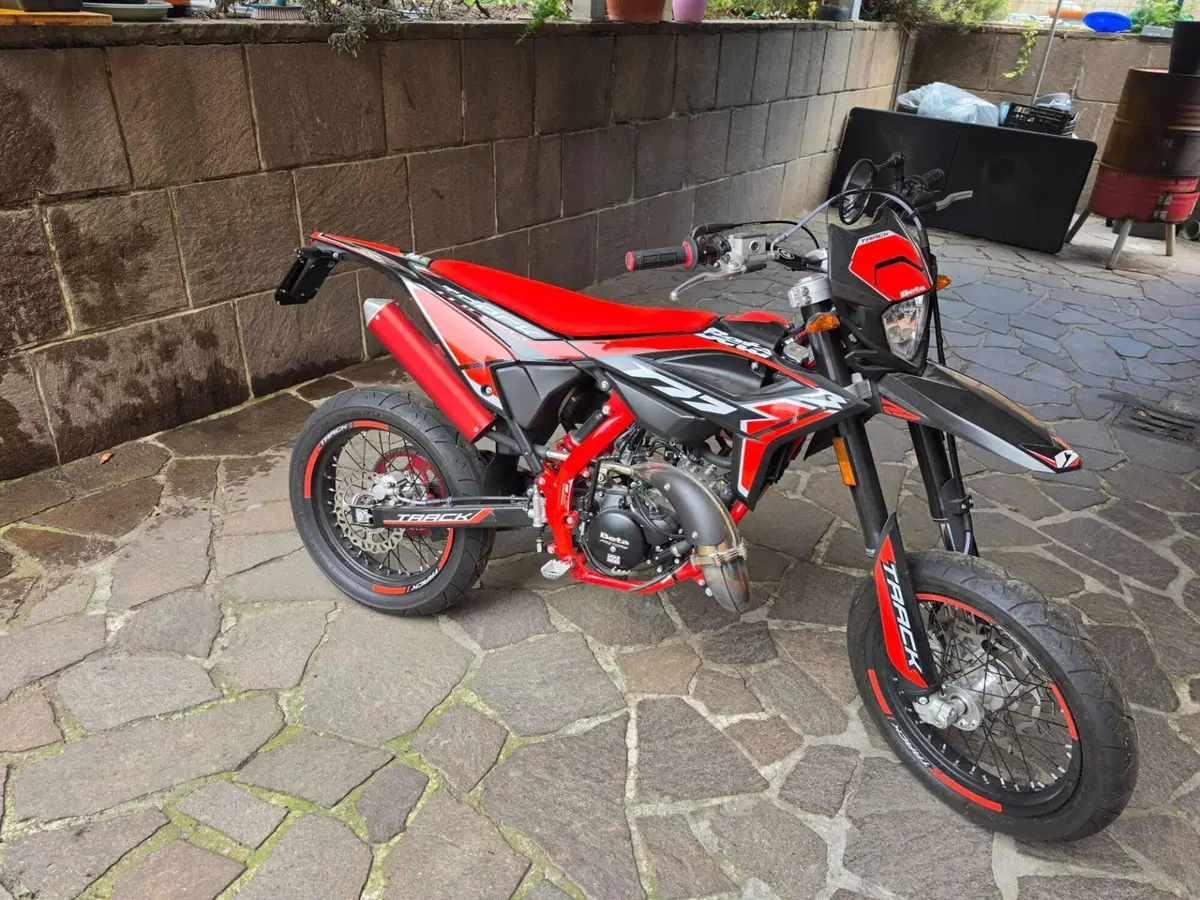 Betamotor RR 50 Motard Track (2021 - 26) (7)