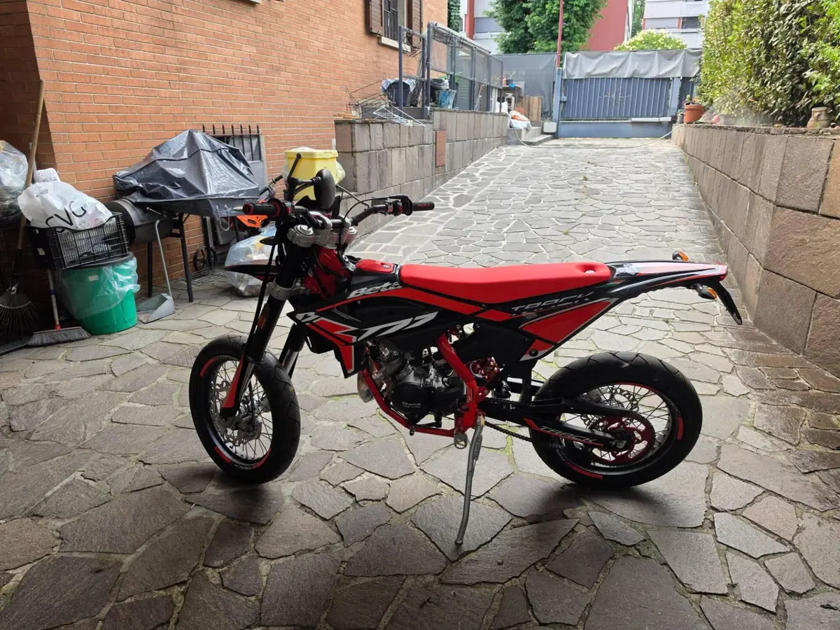 Betamotor RR 50 Motard Track (2021 - 26) (9)