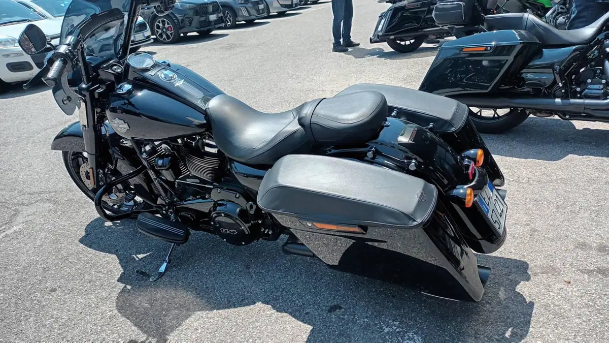 Harley-Davidson Road King Special (2021 - 25) (2)