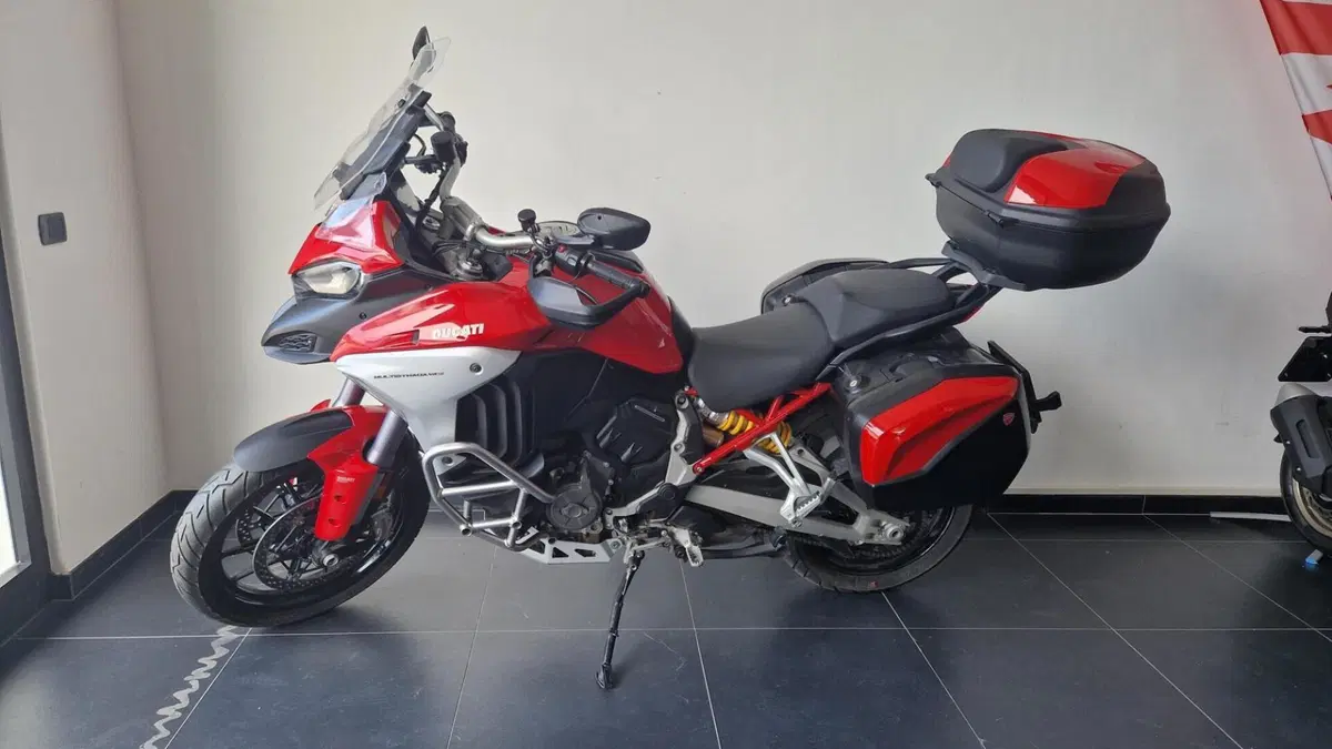 Ducati Multistrada V4 S (2021 - 24) (2)