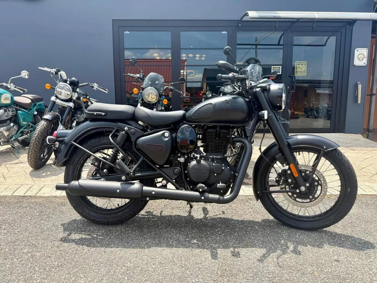 Royal Enfield Classic 350 (2021 - 26) (3)