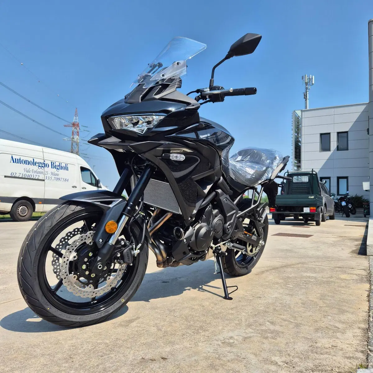 Kawasaki Versys 650 (2025 - 26) (4)
