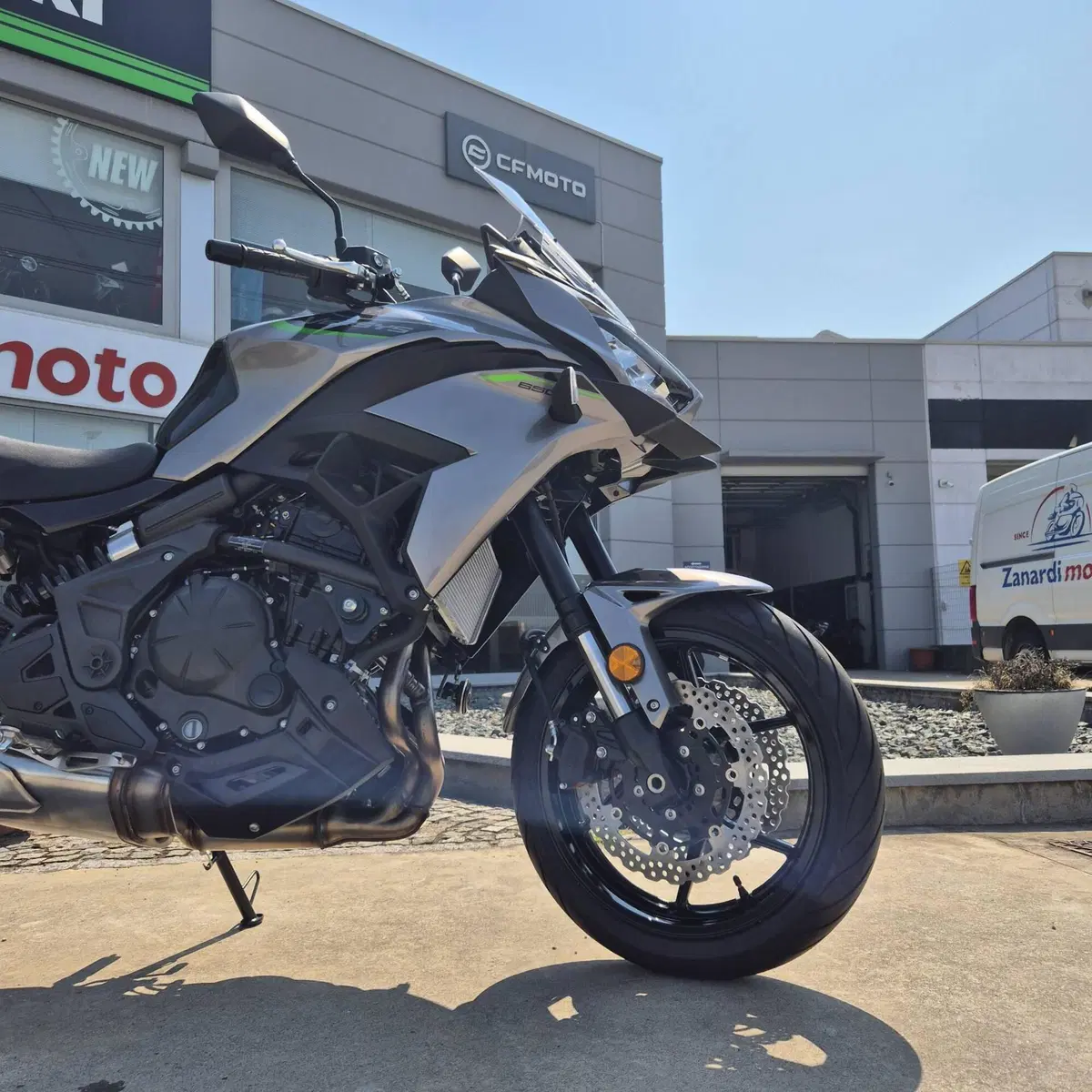Kawasaki Versys 650 (2025 - 26) (6)