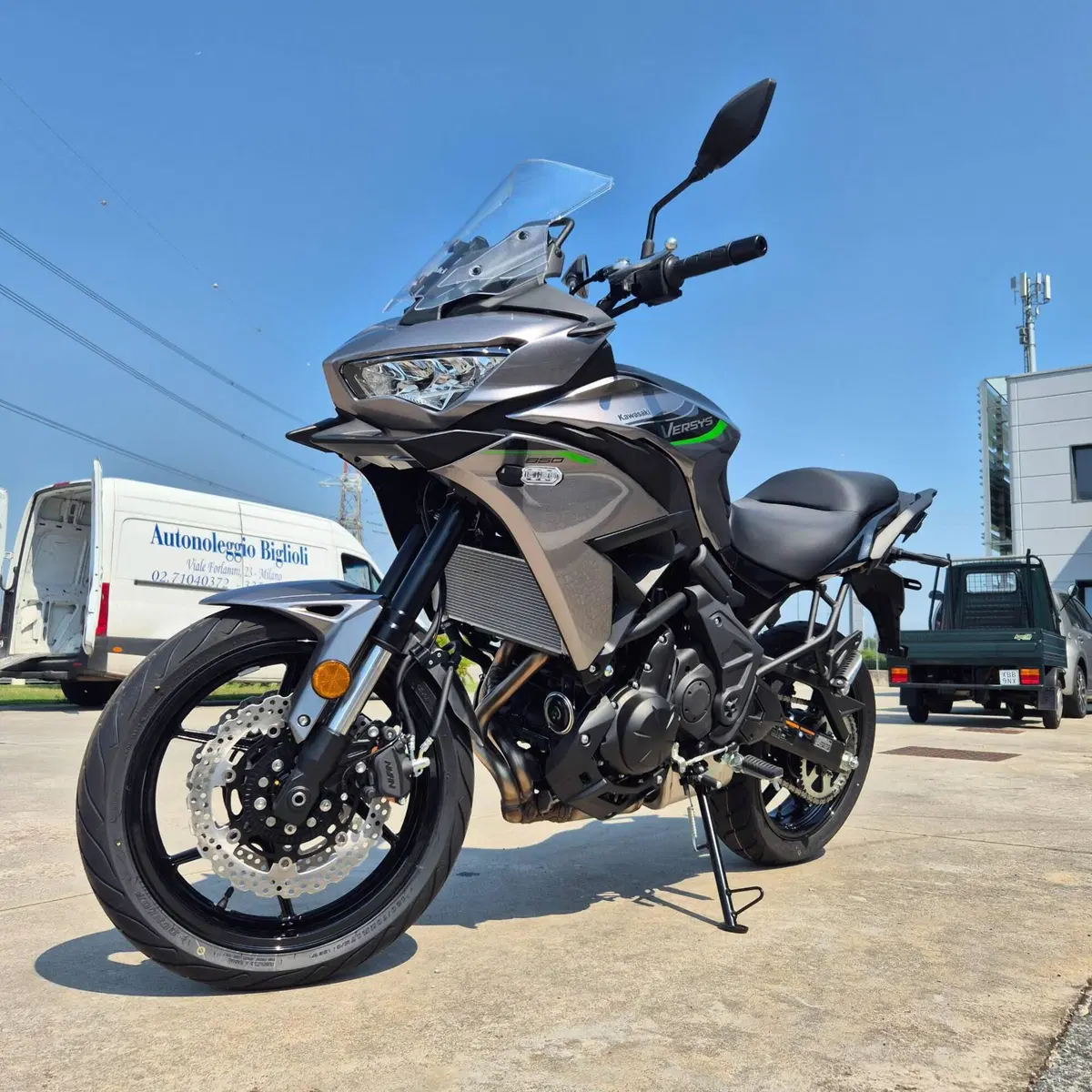 Kawasaki Versys 650 (2025 - 26) (4)