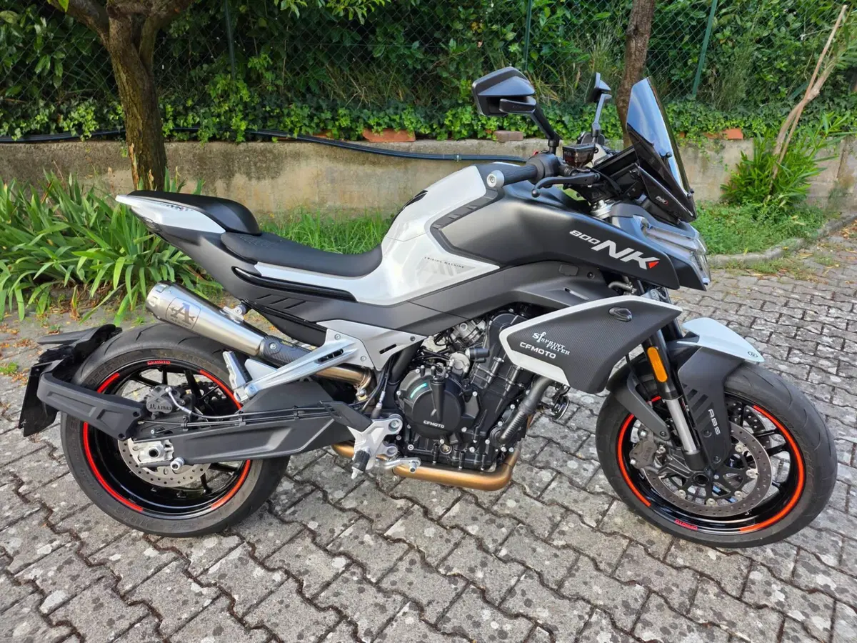 CFMOTO 800NK Advanced (2023 - 26)
