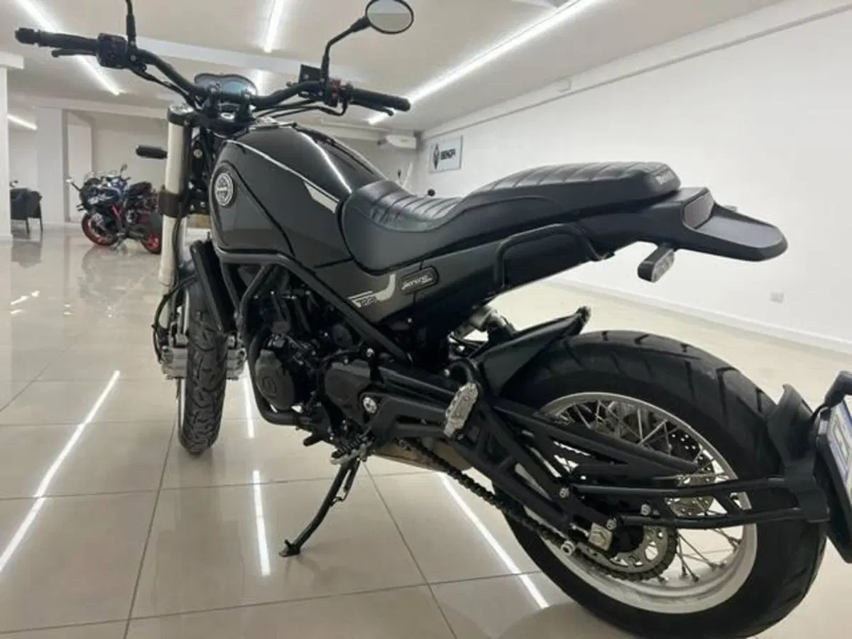 Benelli Leoncino 500 Trail (2021 - 26) (6)