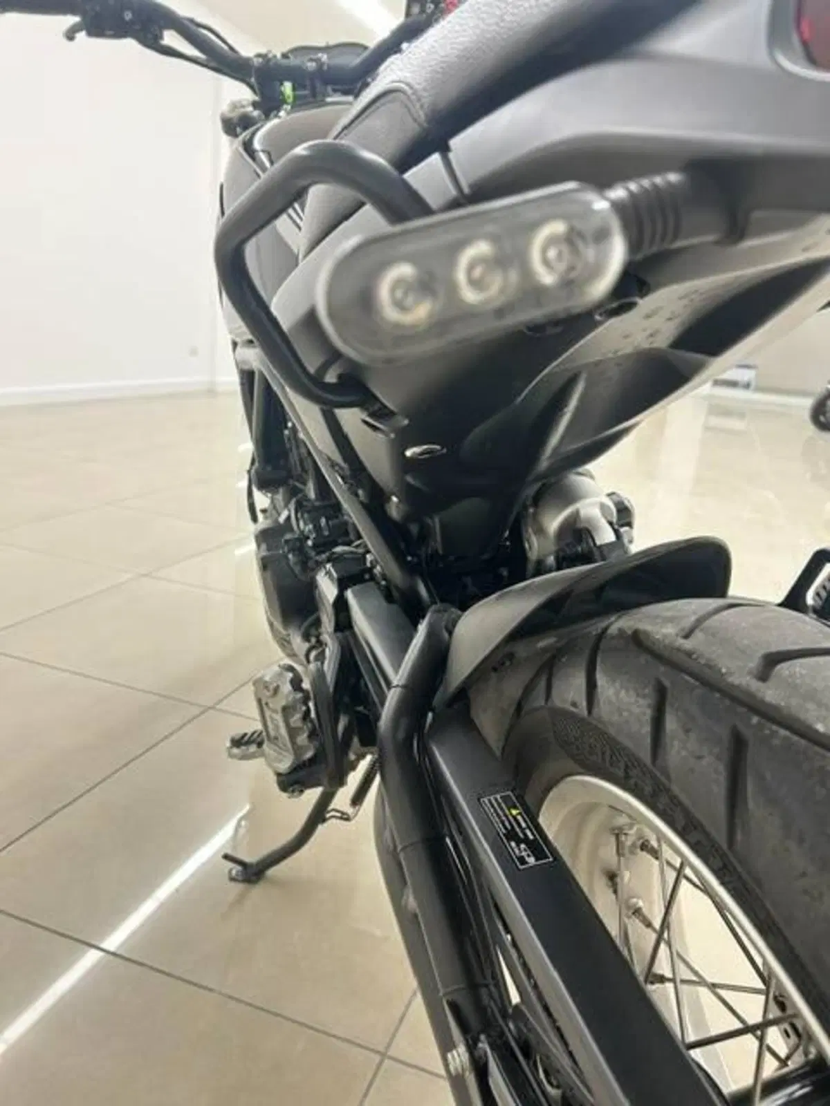 Benelli Leoncino 500 Trail (2021 - 26) (15)