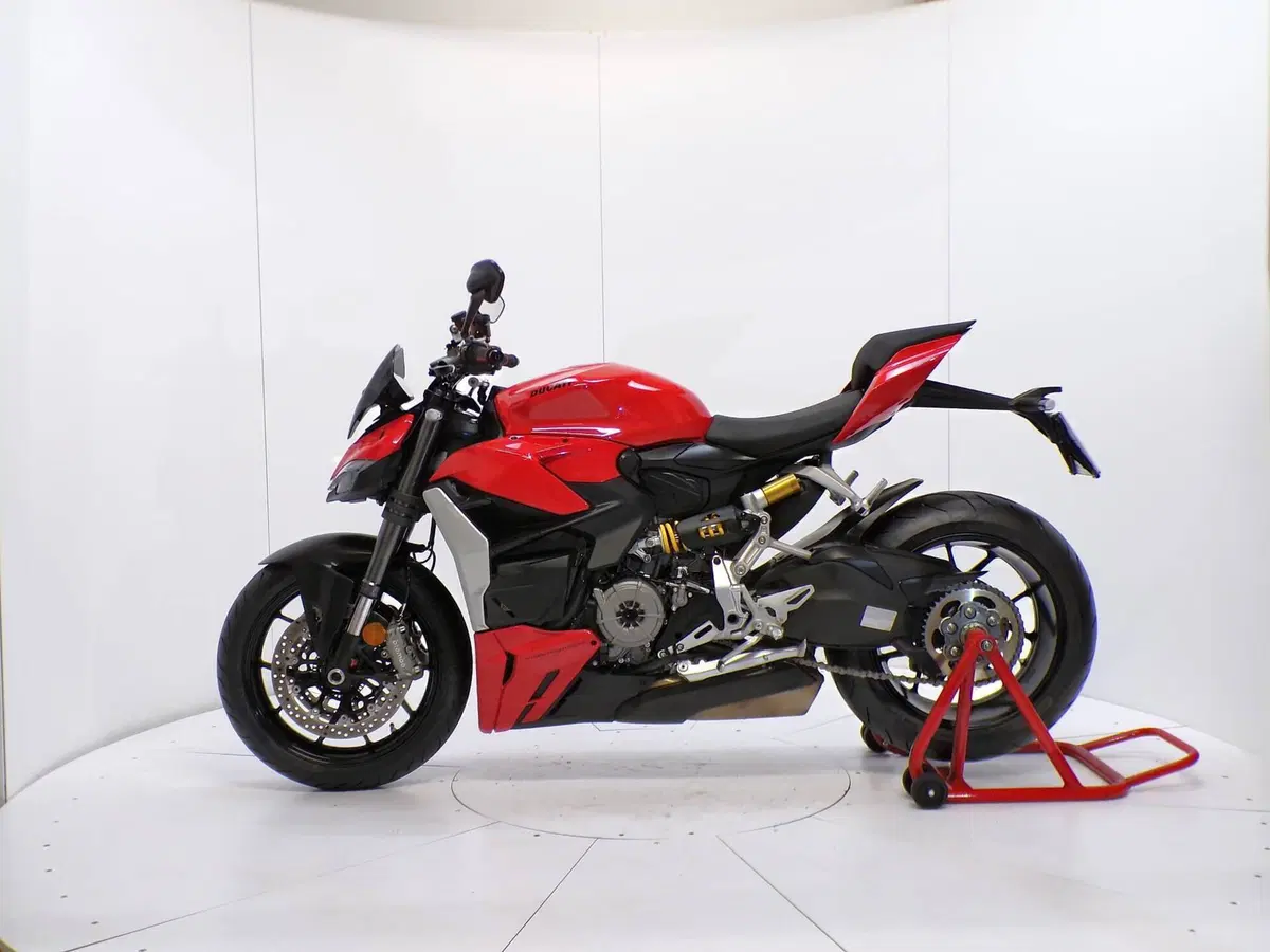 Ducati Streetfighter V2 (2022 - 24) (4)