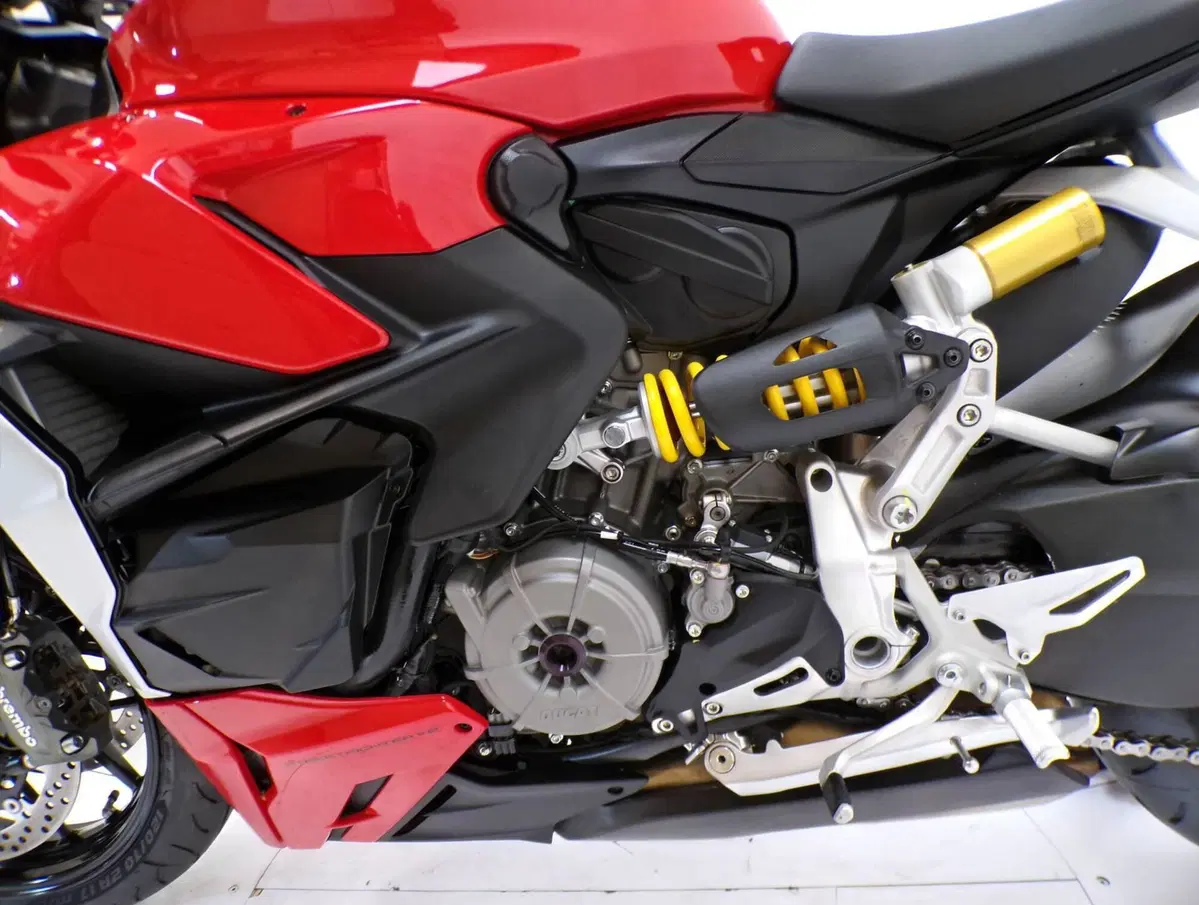 Ducati Streetfighter V2 (2022 - 24) (9)