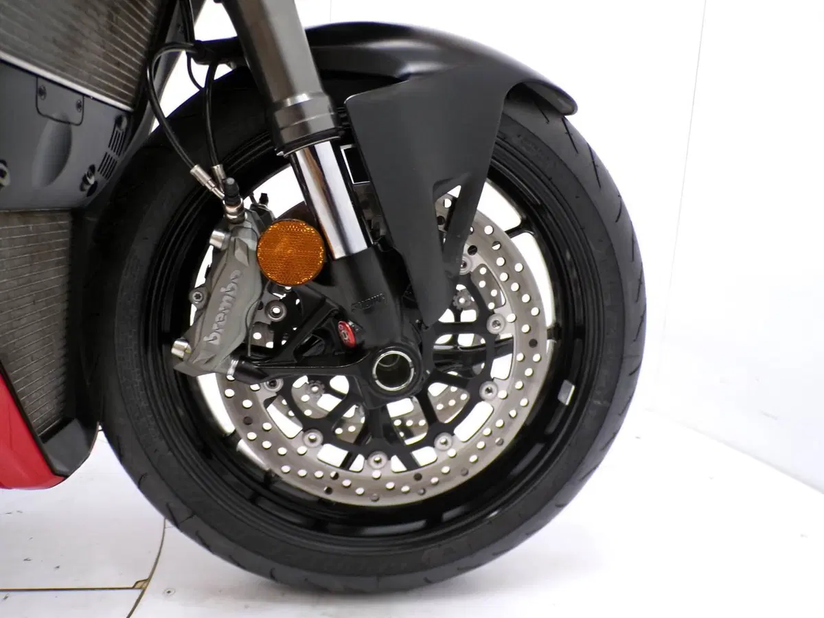 Ducati Streetfighter V2 (2022 - 24) (12)