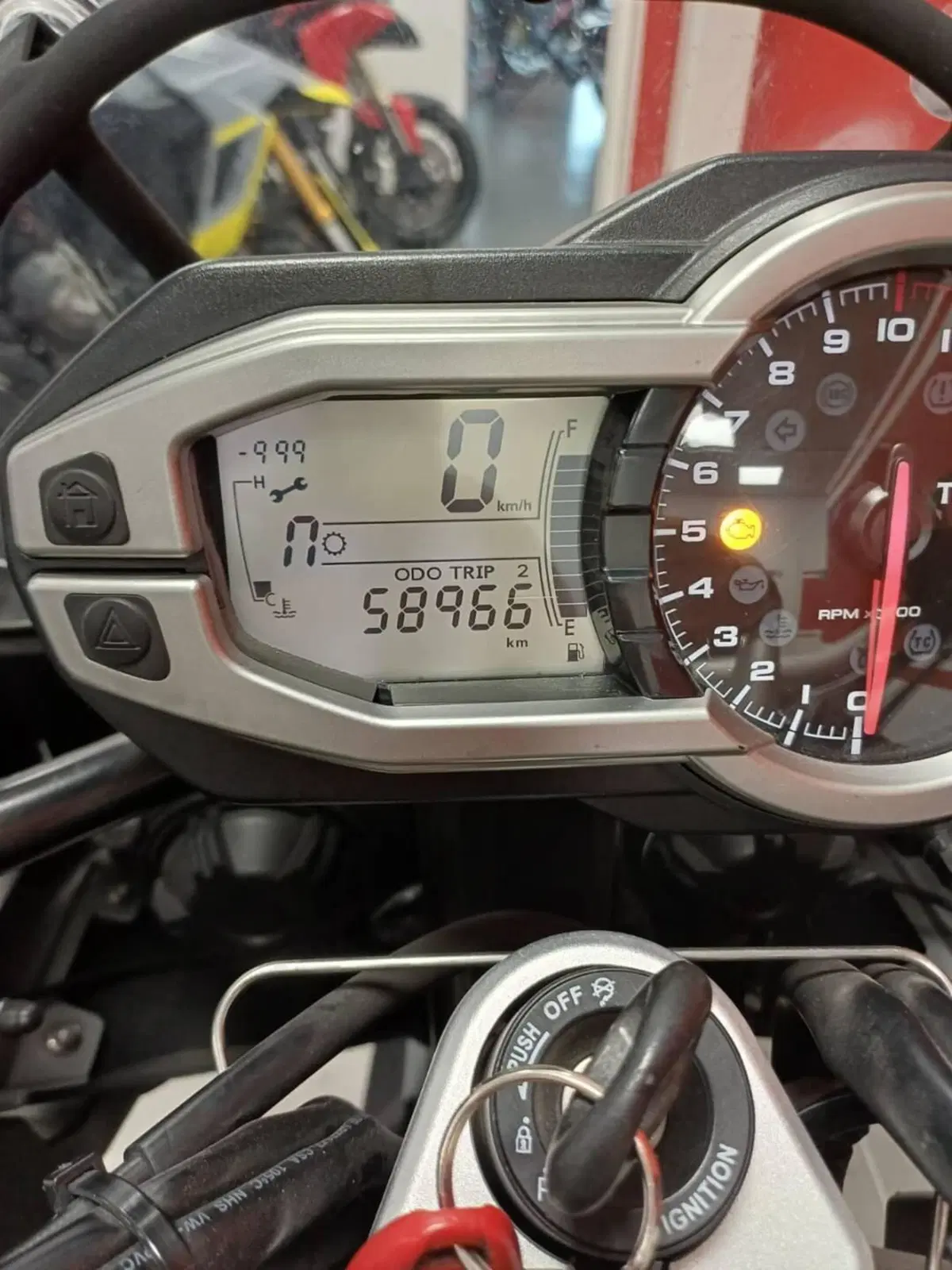 Triumph Tiger Explorer XC 1215 ABS (2011 - 16) (5)
