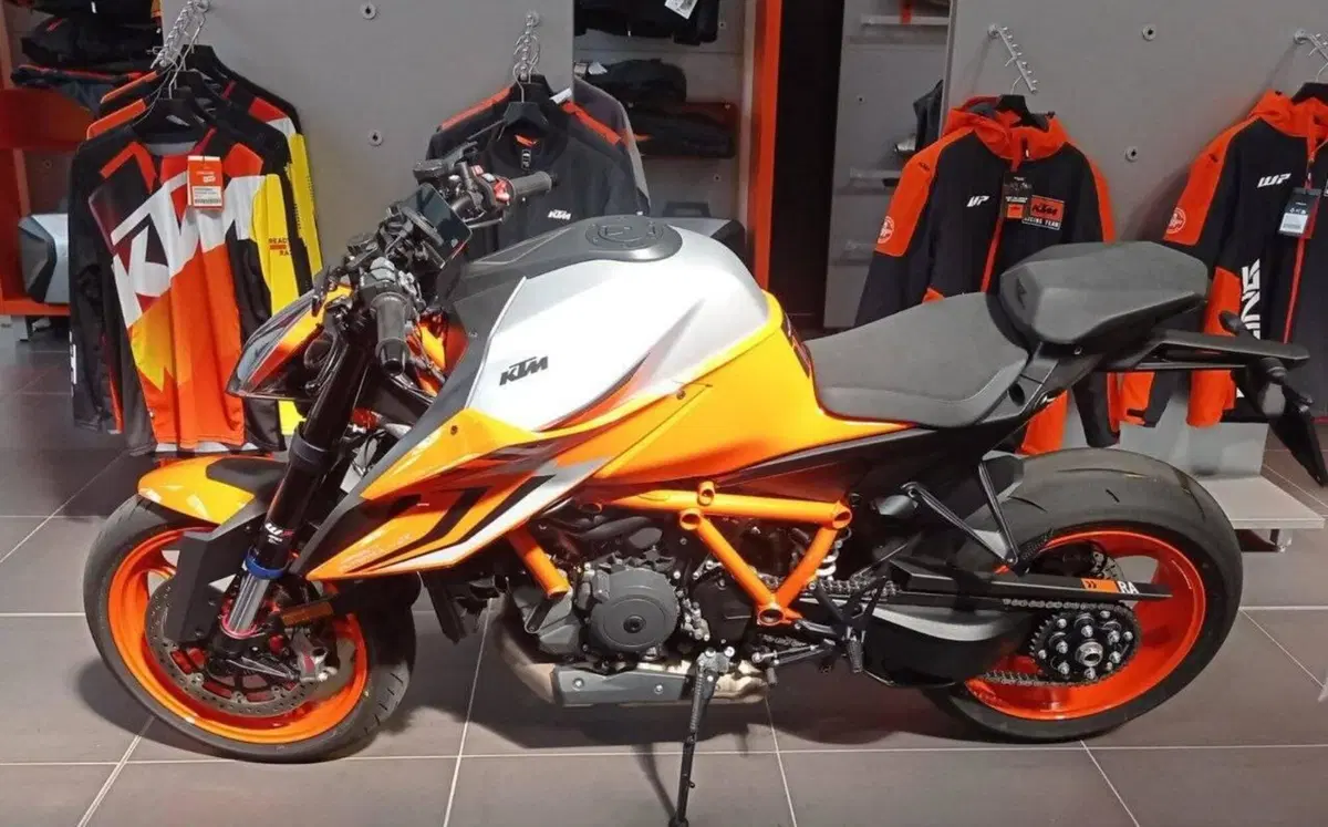 KTM 1290 Super Duke R EVO (2022 - 23) (2)