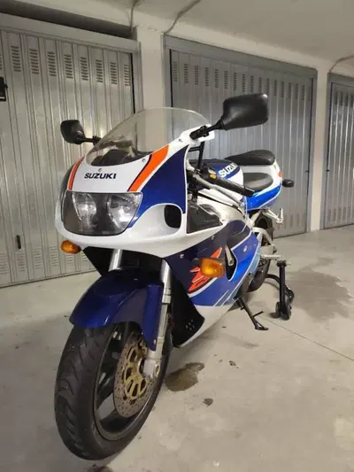 Suzuki GSX R 750 (1996 - 97) usata