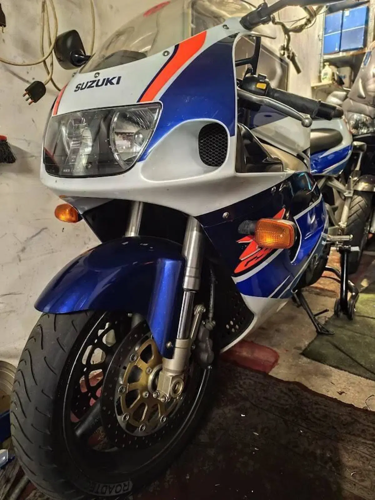 Suzuki GSX R 750 (1996 - 97) (3)