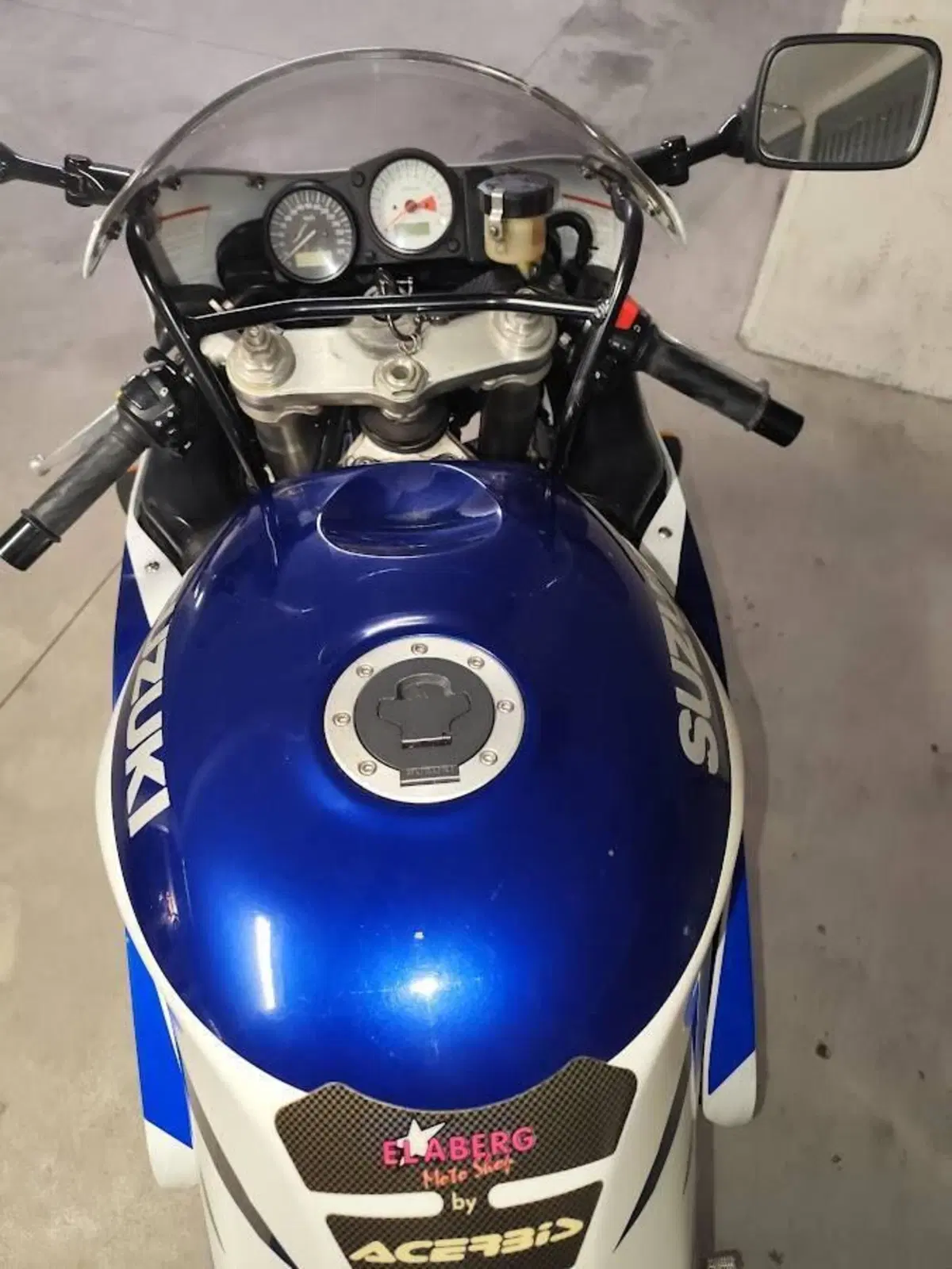 Suzuki GSX R 750 (1996 - 97) (9)