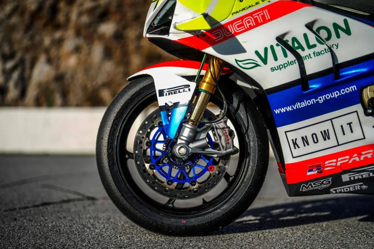 Ducati Panigale V4 R (2023 - 24) (5)